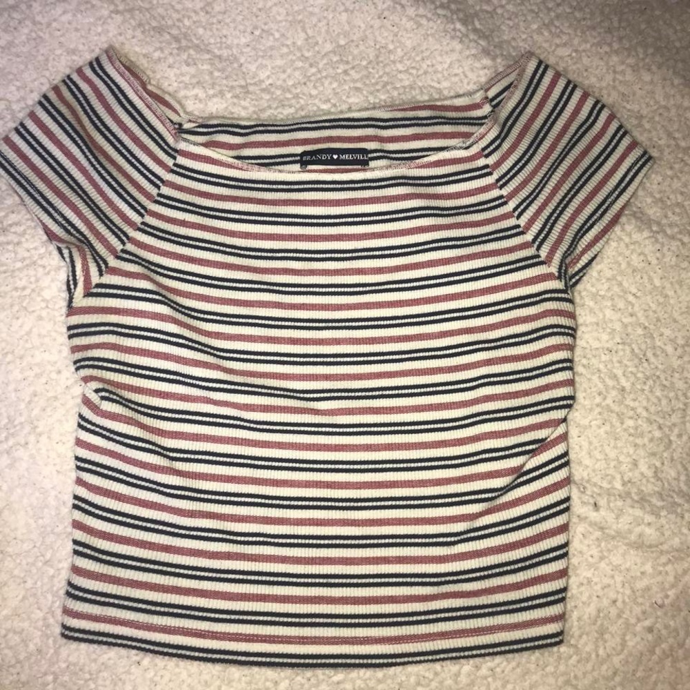 Brandy Melville off the shoulder crop top
